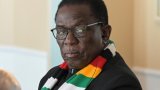 Zimbabwe: prolongation de mandat du président en projet, en écho des années Mugabe